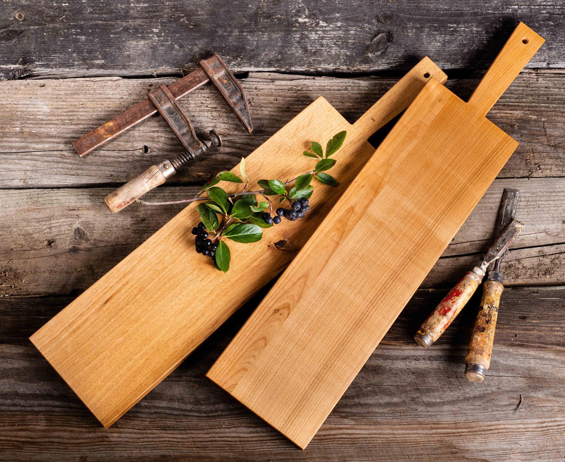 Tapasbrett mit Griff