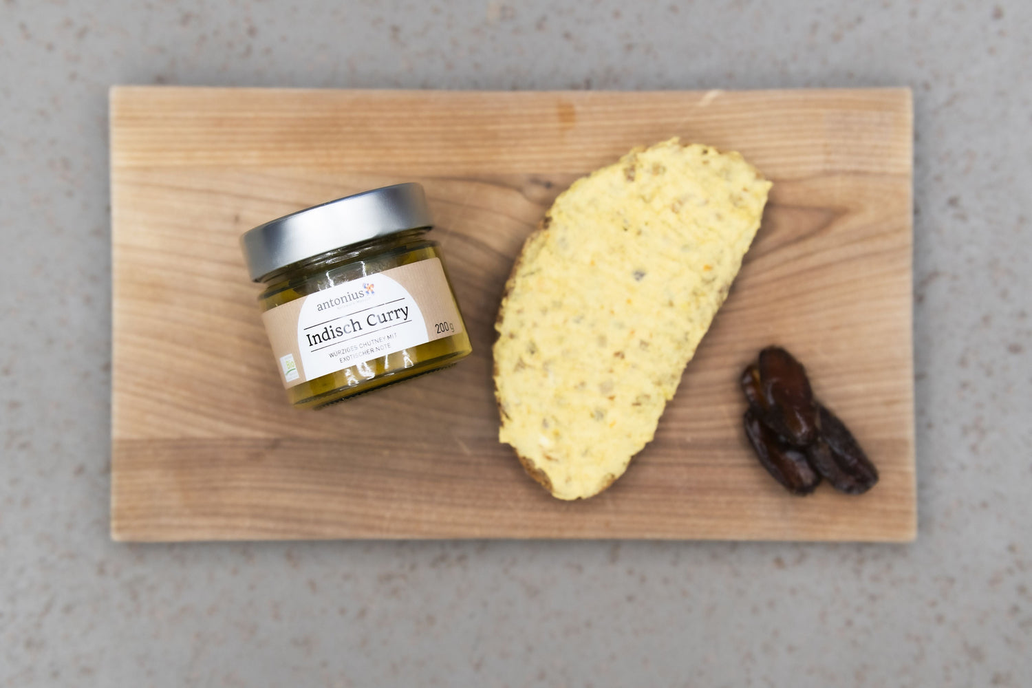 Indisch Curry-Dattel-Dip