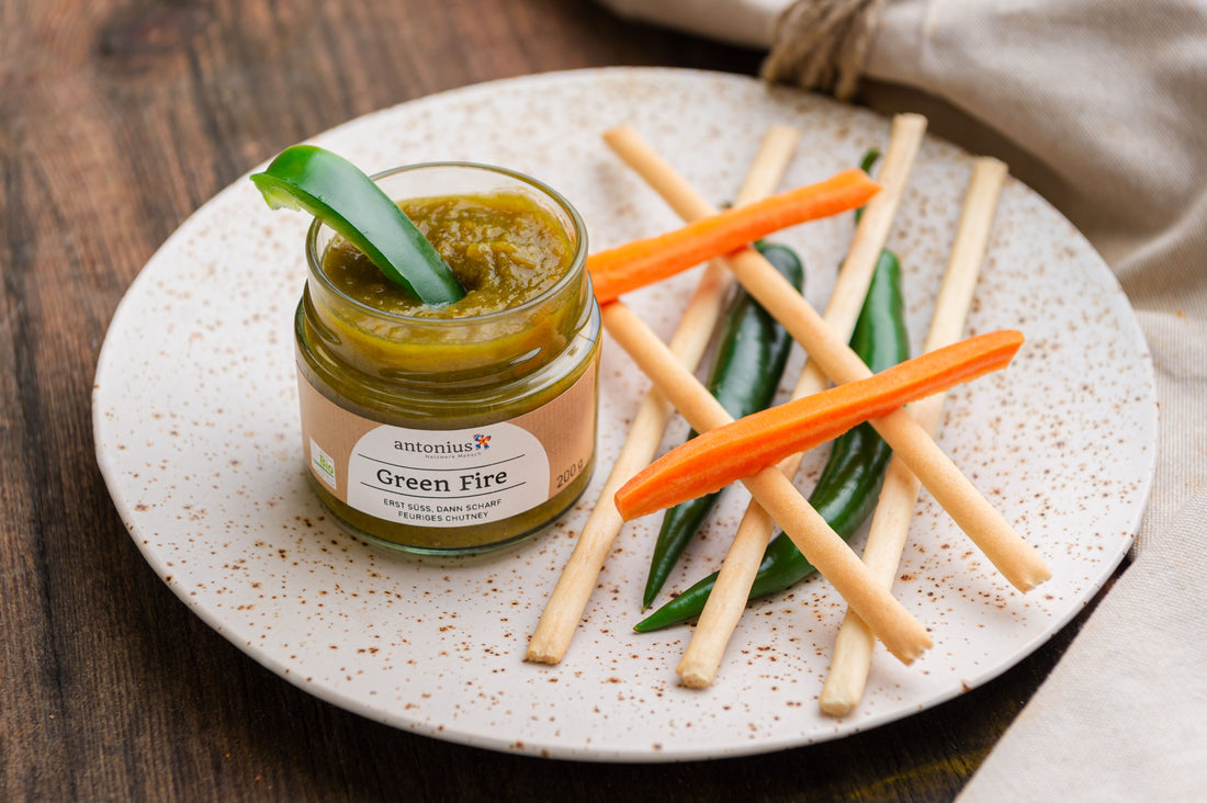 Feurig scharfes Green Fire Chutney als Dip oder für Gemüse oder Marinade